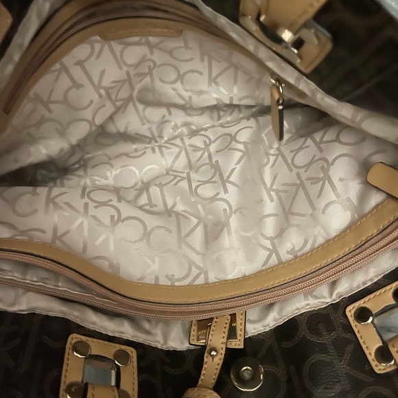 Calvin Klein classic brown tote - Picture 7 of 7